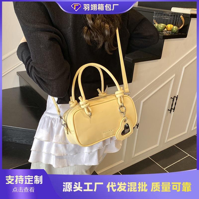 Popular small bag women's summer new casual shoulder messenger bag fashionable portable pillow bag
