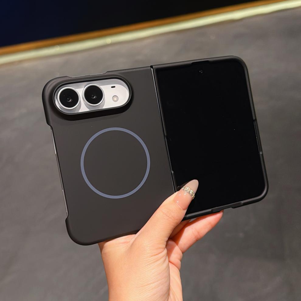 Suitable for Apple iPhone Duo phone case, foldable, ultra-thin, with a skin-like feel, magnetic, minimalist design, and drop-proof protection