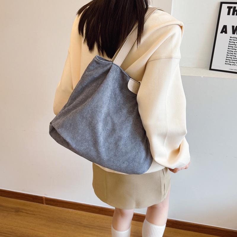 Casual Large-capacity Tote Bag Women's 2025 New Fashion Retro Handbag Casual Commuter Shoulder Bag