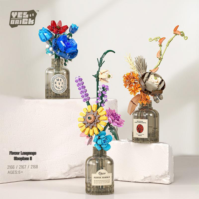 

2166-Piece Bonsai & Sunflower Building Block Set - Blue Rose Series