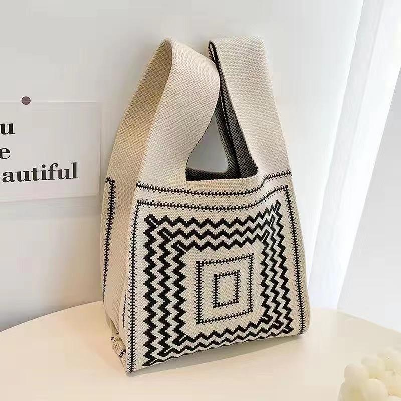 Knitted bag, gift bag, souvenir gift, woven bag, gift bag, fashion wrist bag, handbag, women's bucket bag.