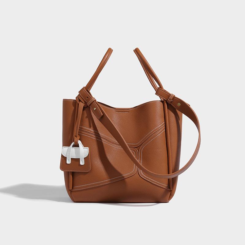 Unique design basket bag for women 2024 new model bucket bag large capacity tote bag soft leather shoulder underarm bag
