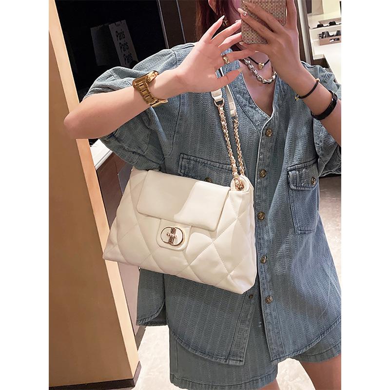 New Crossbody Genuine Pitot Commuting Large Capacity Bag  Small Fragrance Chain Bag