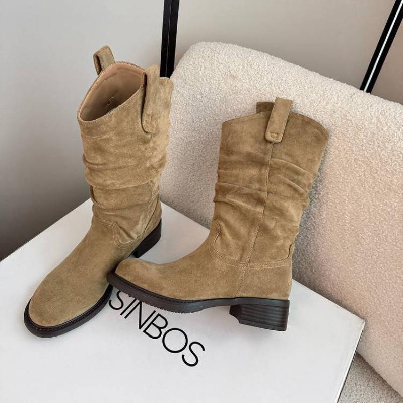 Autumn and Winter Women's Leather Boots Medium Heel Large Size Women's Boots Versatile Leather Martin Boots Sleeve New Round Head Medium Boots Women