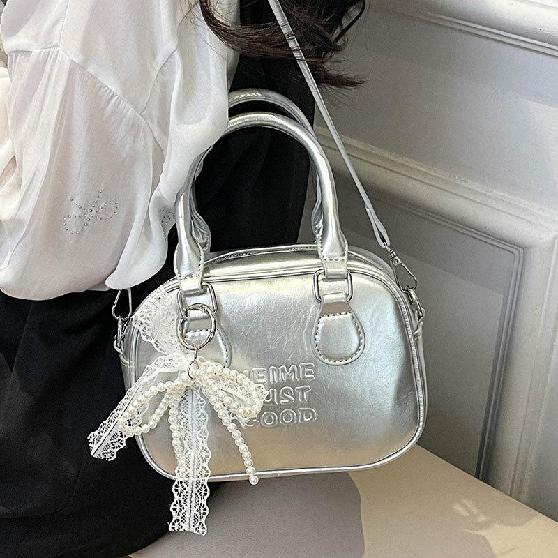 Spring and Summer Popular Korean Niche High-end Portable Bowling Bag Casual Versatile Temperament Foreign Style Messenger Women's Bag