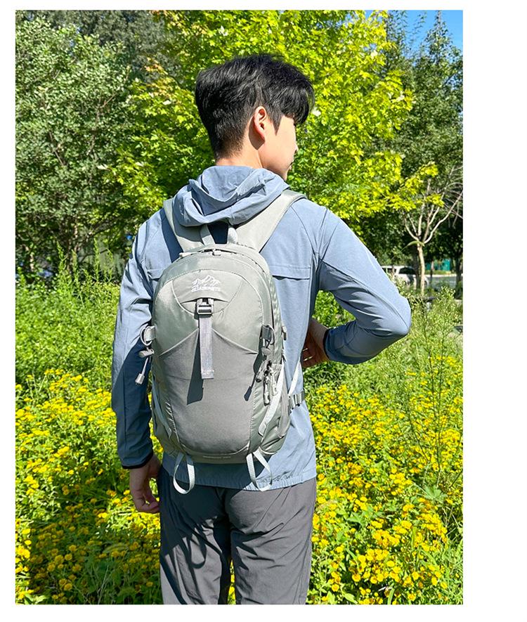 Unisex Ultralight Outdoor Mountaineering and Casual Travel Backpack