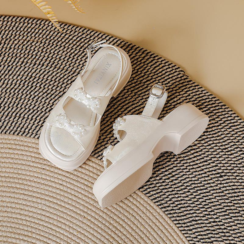 

Античные сандалии на платформе женские летние новые Guochao новые китайские жемчужный бант ремешок с надписью не устают ноги римские туфли 40