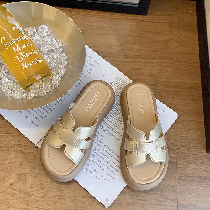 Roman Cool Slippers Women's 2025 Summer New Woven Hollow Niche Outer Wear Thick Bottom Casual Versatile One-word Drag Women