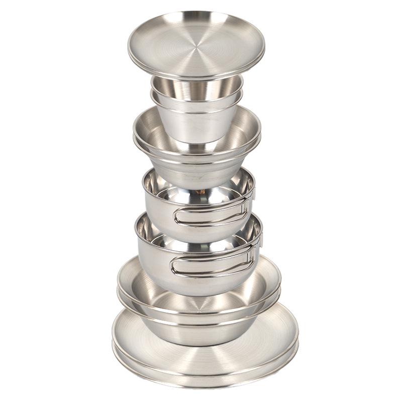 12-Piece Outdoor Tableware Set: Portable Camping Dinner Plates and Small Bowls for BBQ, Self-Driving Tours, and Home Use.