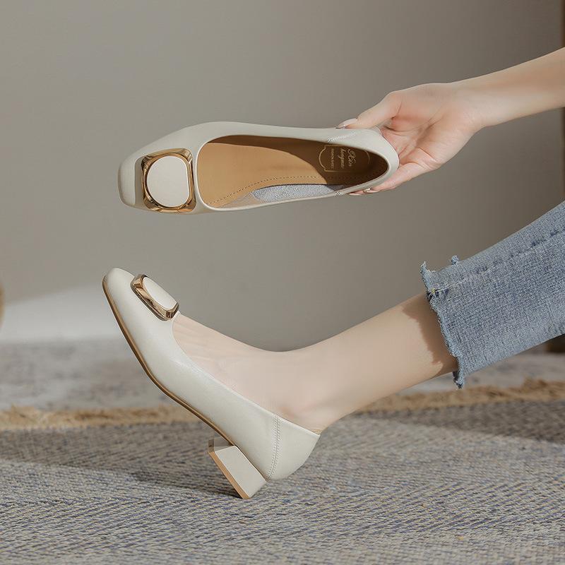 Super Soft Single Shoes Thick Heel New Summer Fairy Wind Ladyshoes Light Mouth Versatile Middle Heel Mother Shoes Large Size Women's Work Shoes