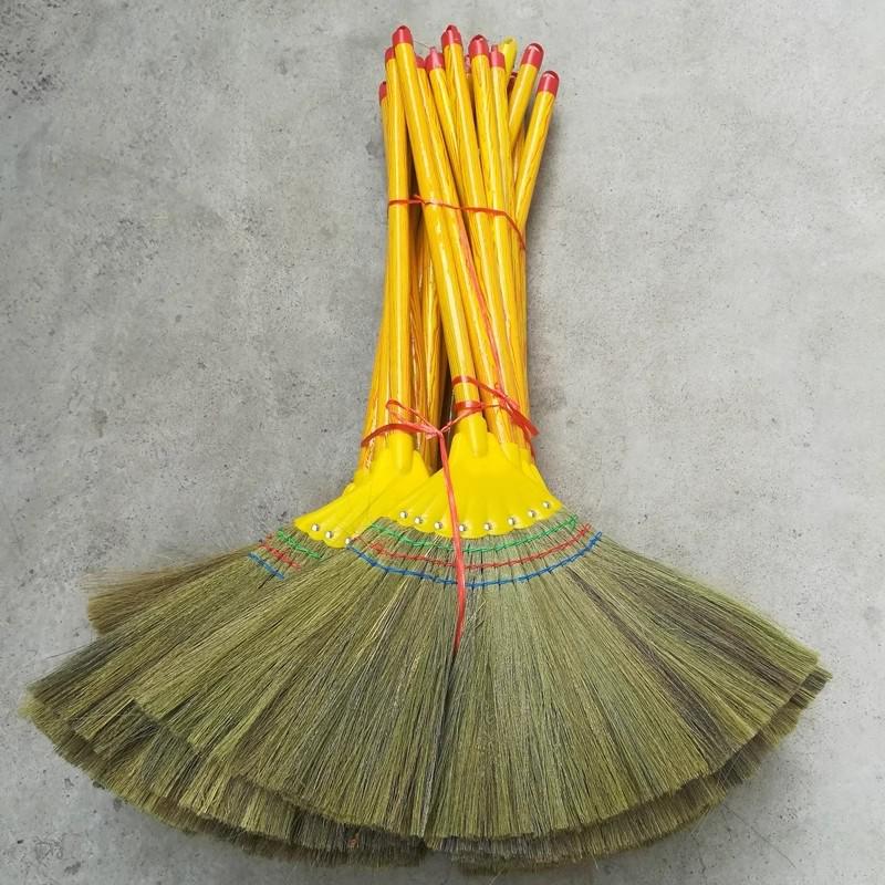 Old-Fashioned Thickened Straw Broom with Dustpan for Outdoor Courtyard