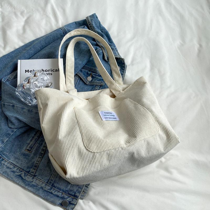 Большая вместительная вельветовая женская сумка через плечо модная свежая и простая полосатая бархатная сумка сумка для студентов в стиле арт-досуг белый 1090₽