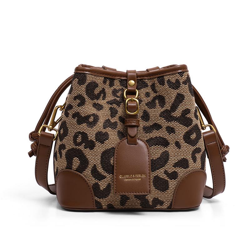 High Quality Autumn and Winter Fashionable Bucket Bag Crossbody Bag Niche Design High-quality Shoulder Bag