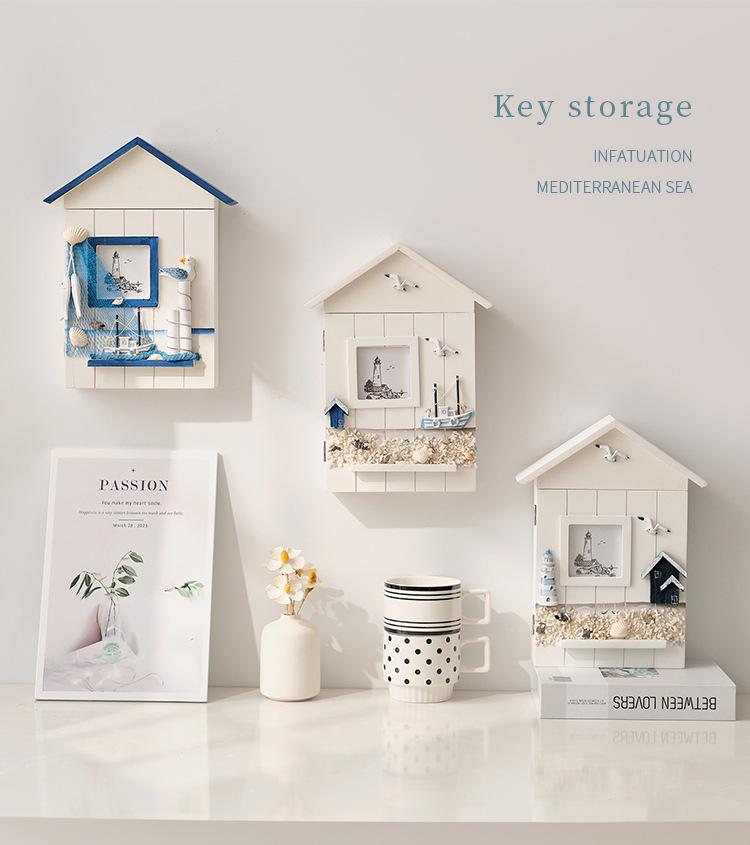 Coastal Seabird Lighthouse Wall-Mounted Key Cabinet