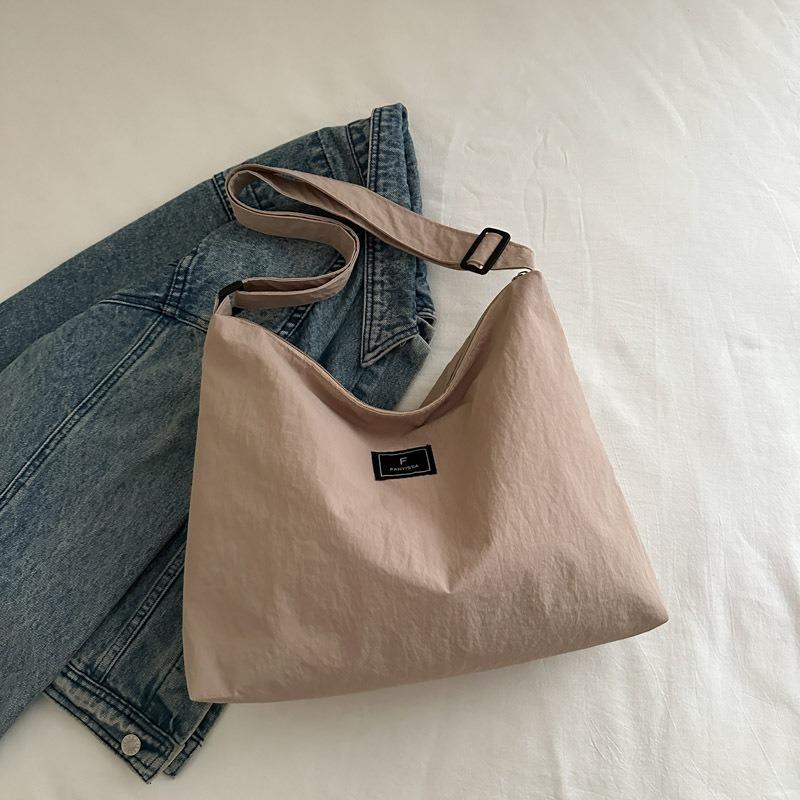 Simple and Casual Design, Large-capacity Waterproof Nylon Bag, Shoulder Bag, Women's Lightweight Literary Commuter Tote Bag