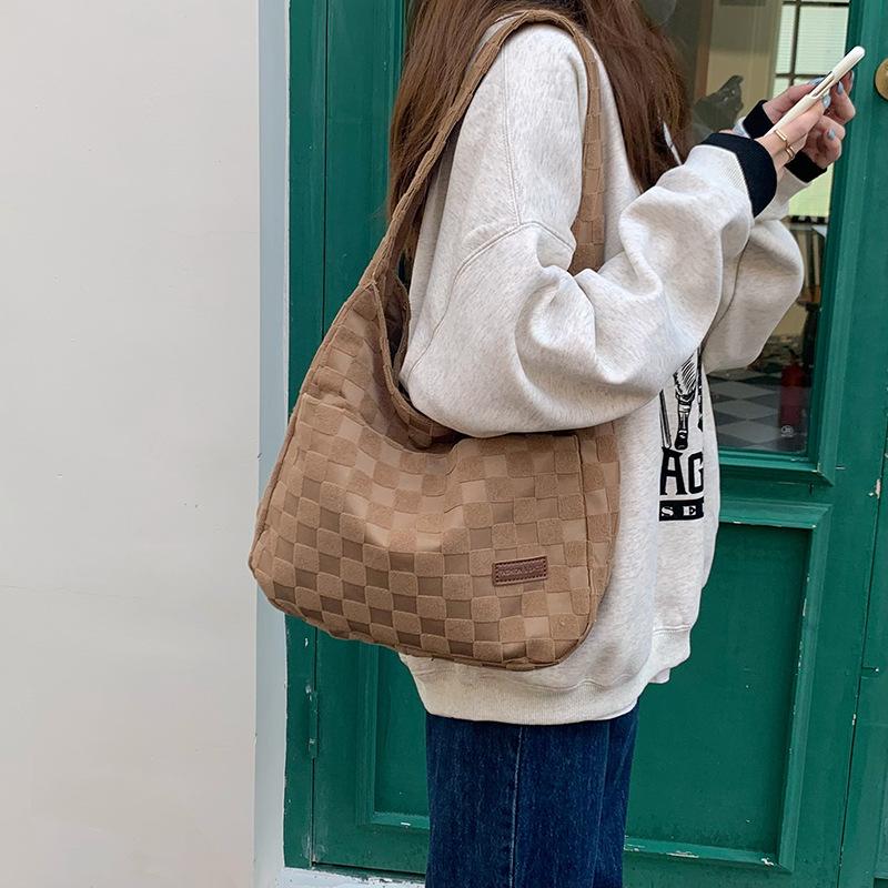 Large Capacity Bag for Women with Versatile Autumn New Canvas Shoulder Bag Texture Simple Niche Casual Tote Bag