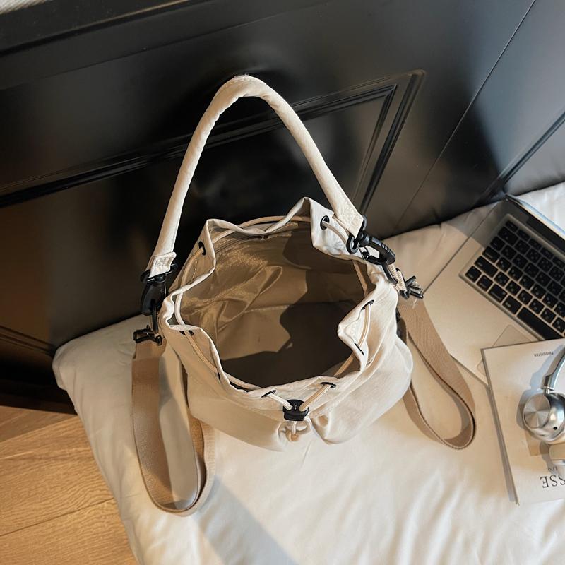 Multifunktionale Umhängetasche mit großer Kapazität Damen Rucksack mit Kordelzug Mehrfachtasche Umhängetasche