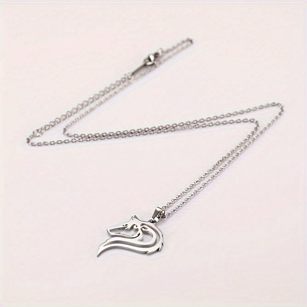 1 Piece Classic Punk Wolf Motif Necklace Stainless Steel Wilderness Animal Wolf Pendant Necklace Rock Couple Adornment Gift