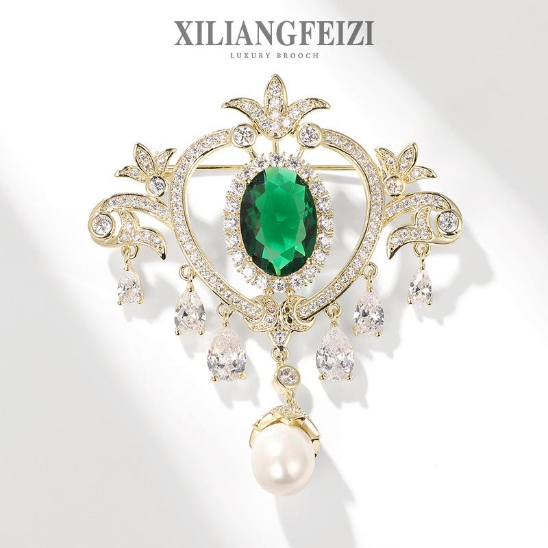 Elegant Zircon Court-Style Brooch with Water Drop Pearl Corsage Pin for Women