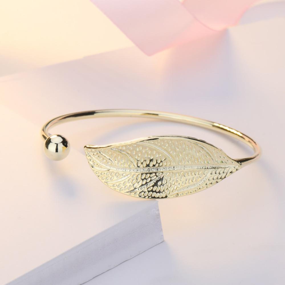 

Elegant Leaf Bracelet Boho Chic Open Branch Bangle Handmade Fashion Jewelry for Women
