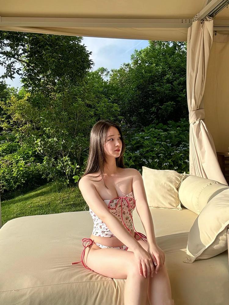 Europäische & Amerikanische Damen Sexy Split Bikini Bademode: Zweiteiliges Badeanzug-Set