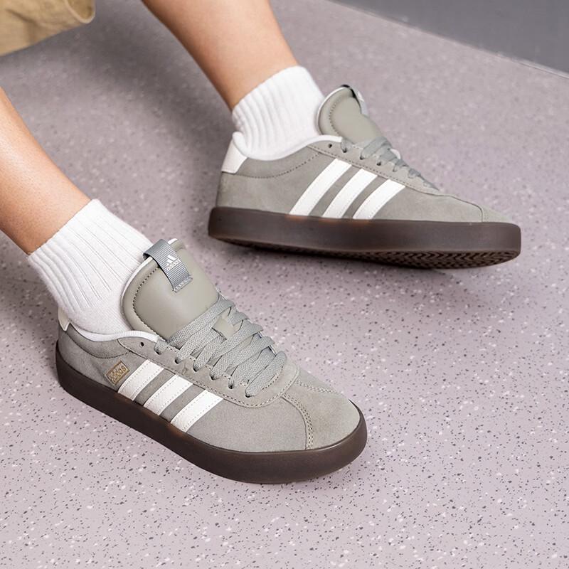adidas Sneakers da Skate Unisex a Collo Basso LA4469