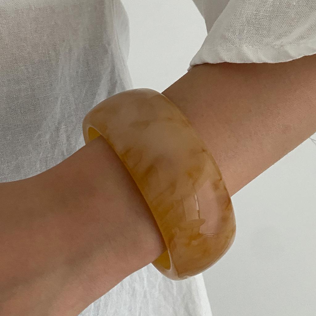 Personalized Irregular Ring Acrylic Resin Bracelet, Exaggerated Metal Wind Stacked Wide Bracelet
