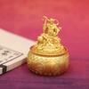Ny Stil Rikedomens Gud Zhao Gongming Roterande Skattkärl Prydnad för Vardagsrum, Vinskåp, Kontorsdekoration, Butiksdekoration