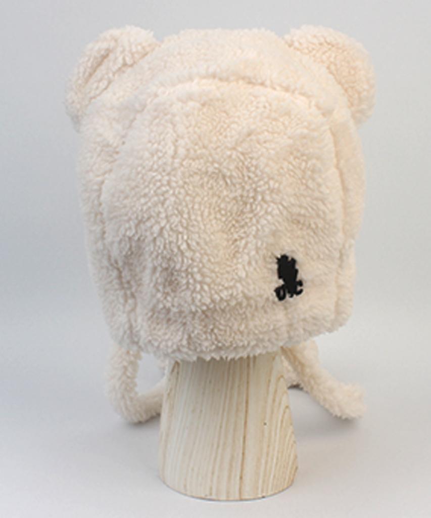 Yunibeosyeolkemiseuteuli Bear Bold Fleece Ivory Bonnet Hat