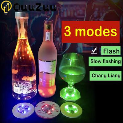 2 ks LED tácek Flash Light Bateriové sklenice na víno Matka Podložka na pohár Nálepka Láhev pití Club Bar Party Dekor
