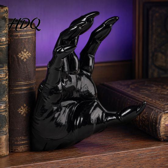 Halloween Photo Props Decoration Wall Mounted Creepy Hands Spooky Claw Ornament