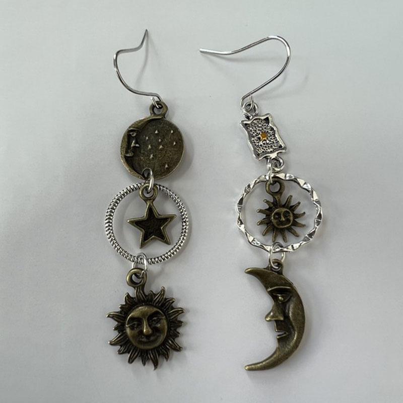 Asymmetric Sun Moon Pendant Earrings, Creative Design for Women, Personalized Jewelry Gifts for Parties