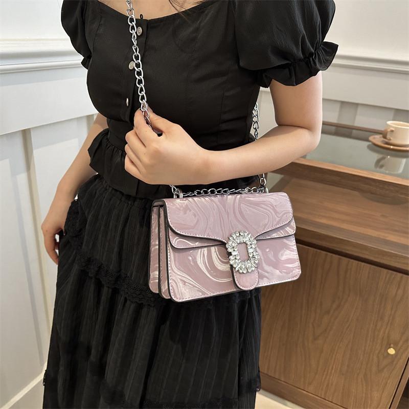 Trendy Summer Fashionable Shoulder Bag With Unique Chain Design Perfect For Daily Use