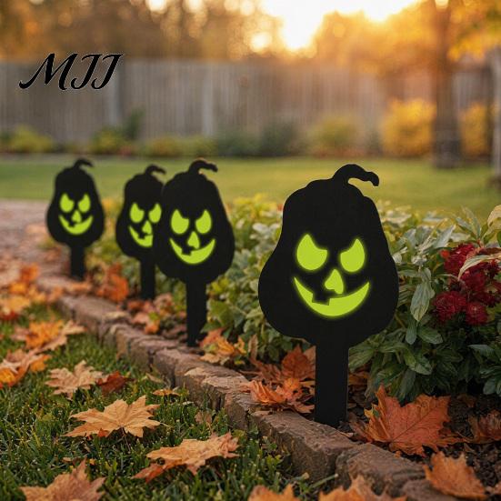 Halloween Party Festive Stakes Pumpkin Yard Sign with Stake, Glow in The Dark Cool Theme Props Spooky Silhouette Garden Stake for Outside Patio