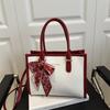 Fashionable Niche Handbags for Women's Autumn and Winter New Fashion Chain Shoulder Bag Feel Large Capacity Bag