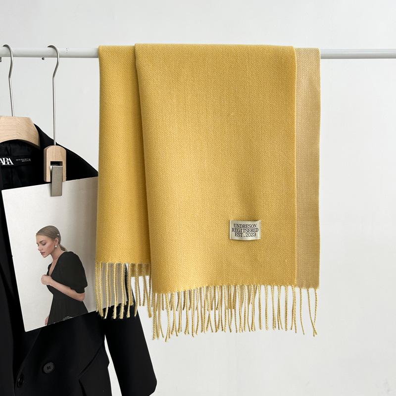 Kaschmir-Handgefühl Herbst und Winter Einfarbiger Schal Damen Dicke Quaste Einfacher und vielseitiger weicher und warmer Kaschmir-Imitat-Schal