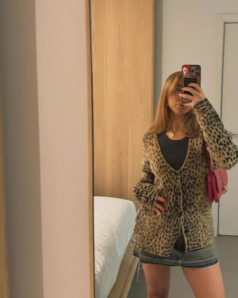 Americký retro leopardí vzorový pletený kardigánový sveter s výstrihom do V, mäkký brúsený štýl