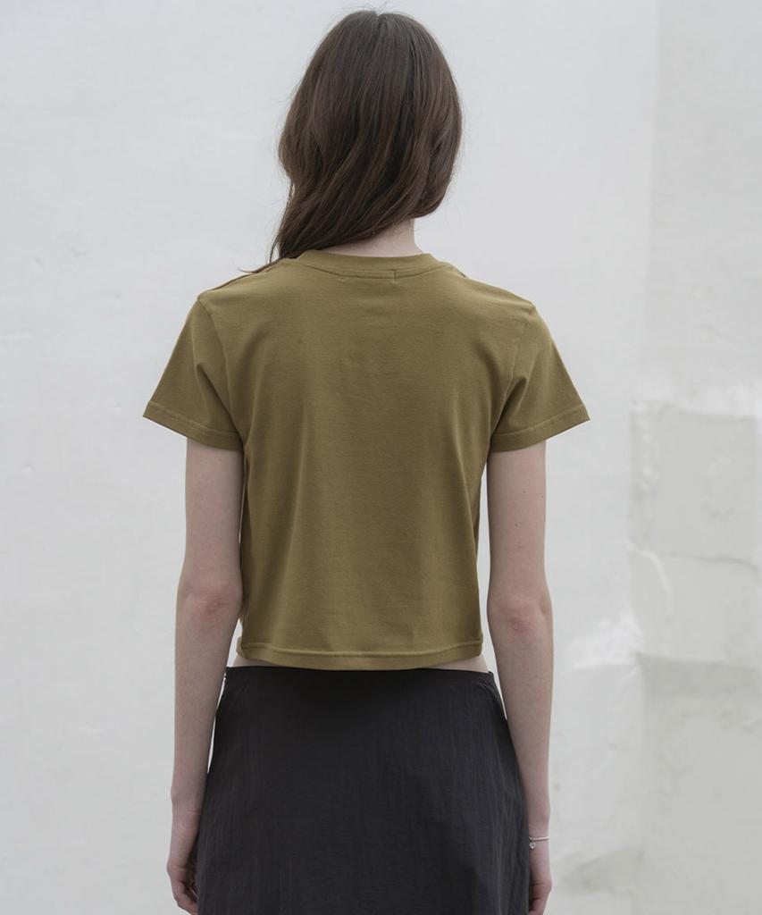 Mosyupamosyu Moshi Girl Crop Short Sleeve T-Shirt [Olive Green]