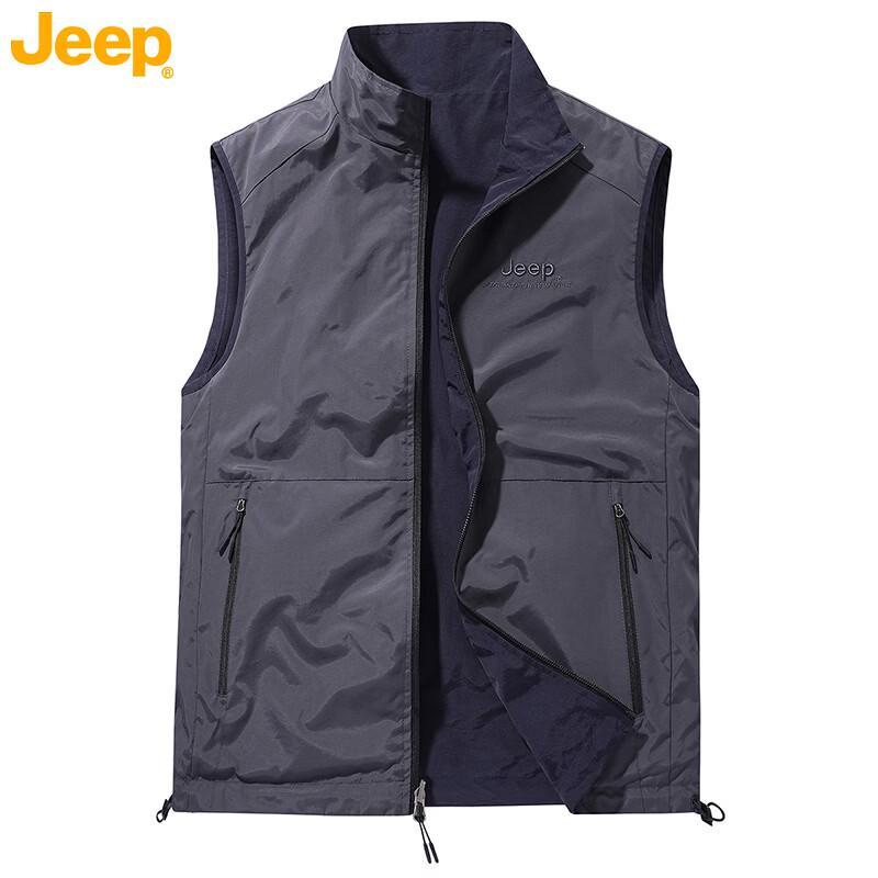 JEEP Men's Reversible Multi-Pocket Outdoor Vest
