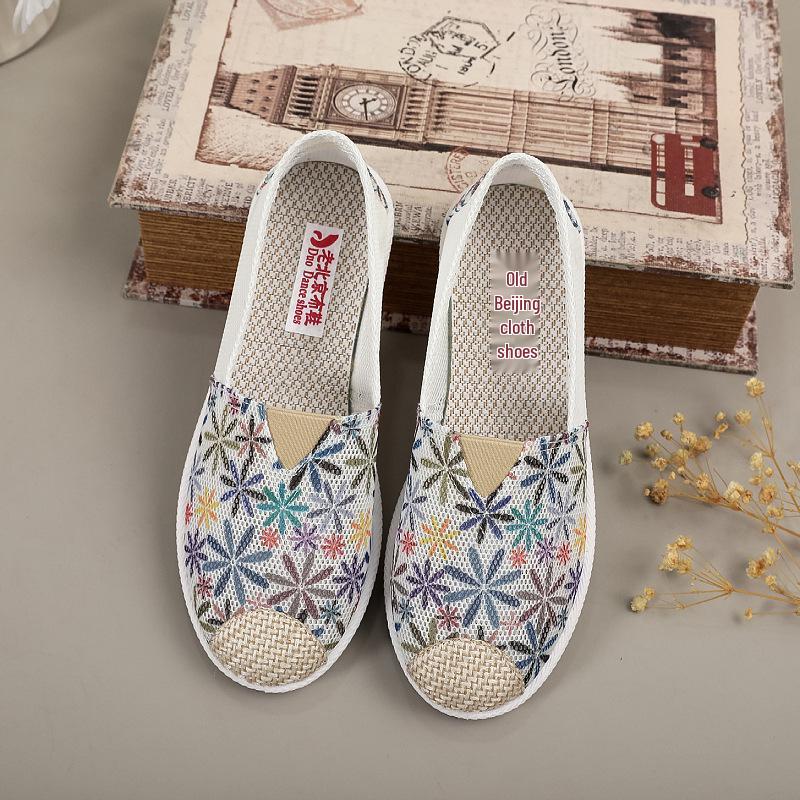 Women's Spring/Summer Lightweight Breathable Soft Sole Flat Shoes - Versatile, Comfortable for Middle-Aged and Elderly