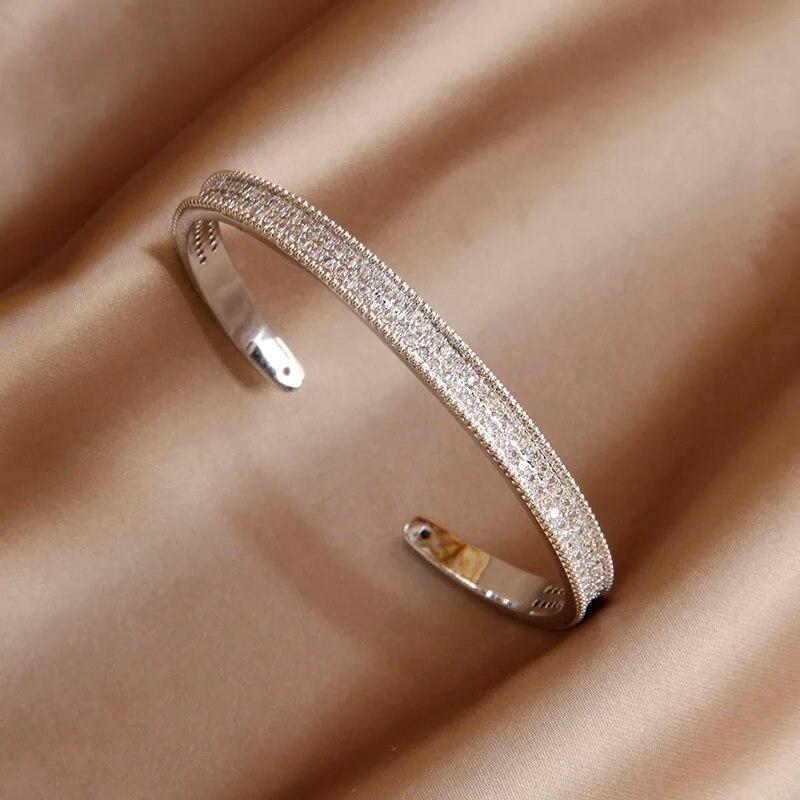 Korea&Japanese Delicate Hollow Knot Charm Bangles for Women Fashion Brand Jewelry Crystal Twist Bracelets Accessories