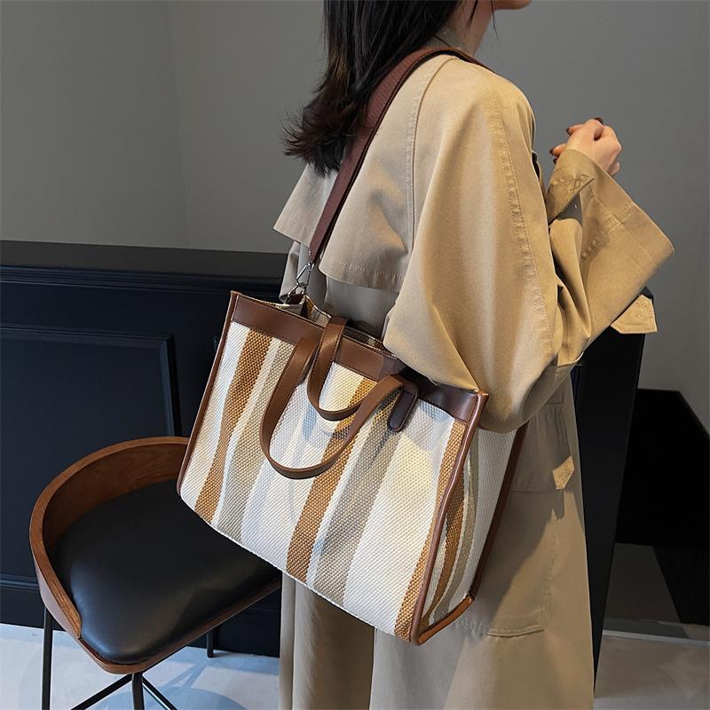 Large Capacity Canvas Bag Hand Carrying Student Class Crossbody Bag Striped Contrast Tote Bag