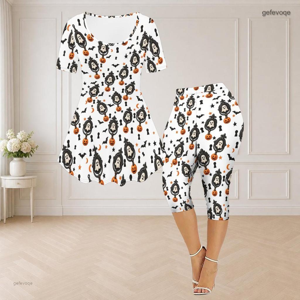 Women Plus Size White Halloween Printed Round Neck Short Sleeve Top Capri Pants Two Piece Pajama Set