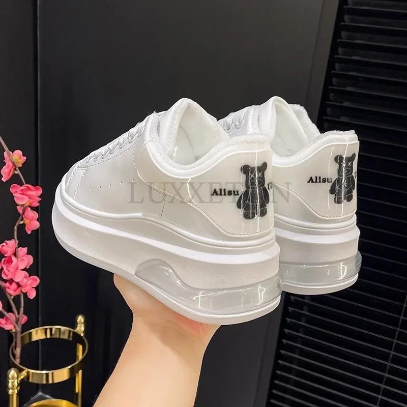Little White Shoes Winter Korean Edition New Thick Sole Lace Up Sports Shoes Women Shoes Little Bear Casual Board Shoe