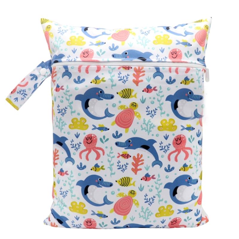 Compact & Lightweight Baby Diaper Bag Cute Cartoon Print Wet Dry Nappy Storage Bag with Handle for Fashionable Parents