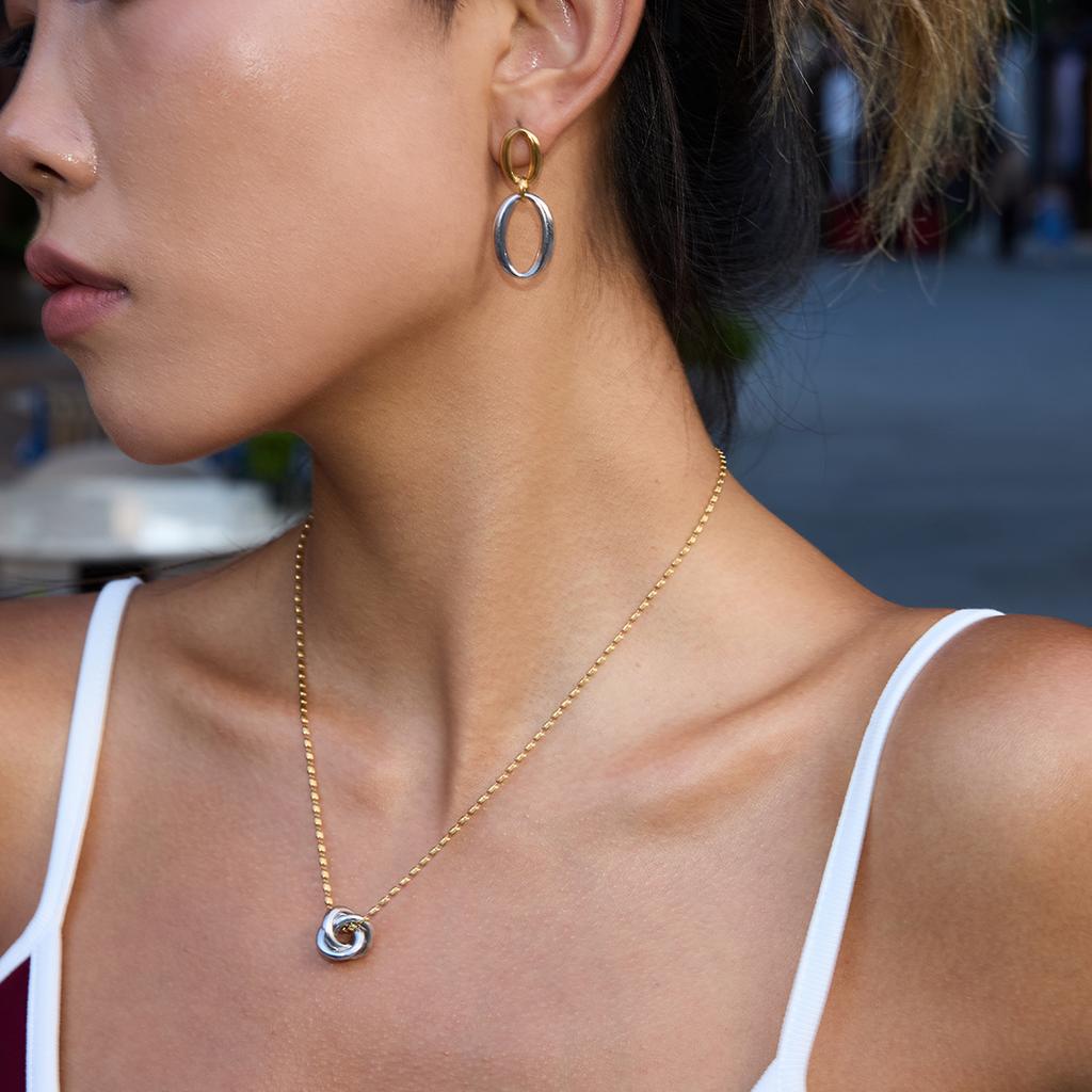 Yori Gold Silver Interlocking Wrap Pendant Necklace 2025 for Women Stainless Steel Summer Fashion Personal Necklace Jewelry