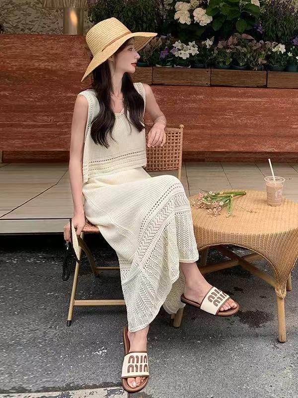 Korean Style Sleeveless Summer Knit Dress Set: Breathable, Slimming, Two-Piece Crochet Design for Women 2025