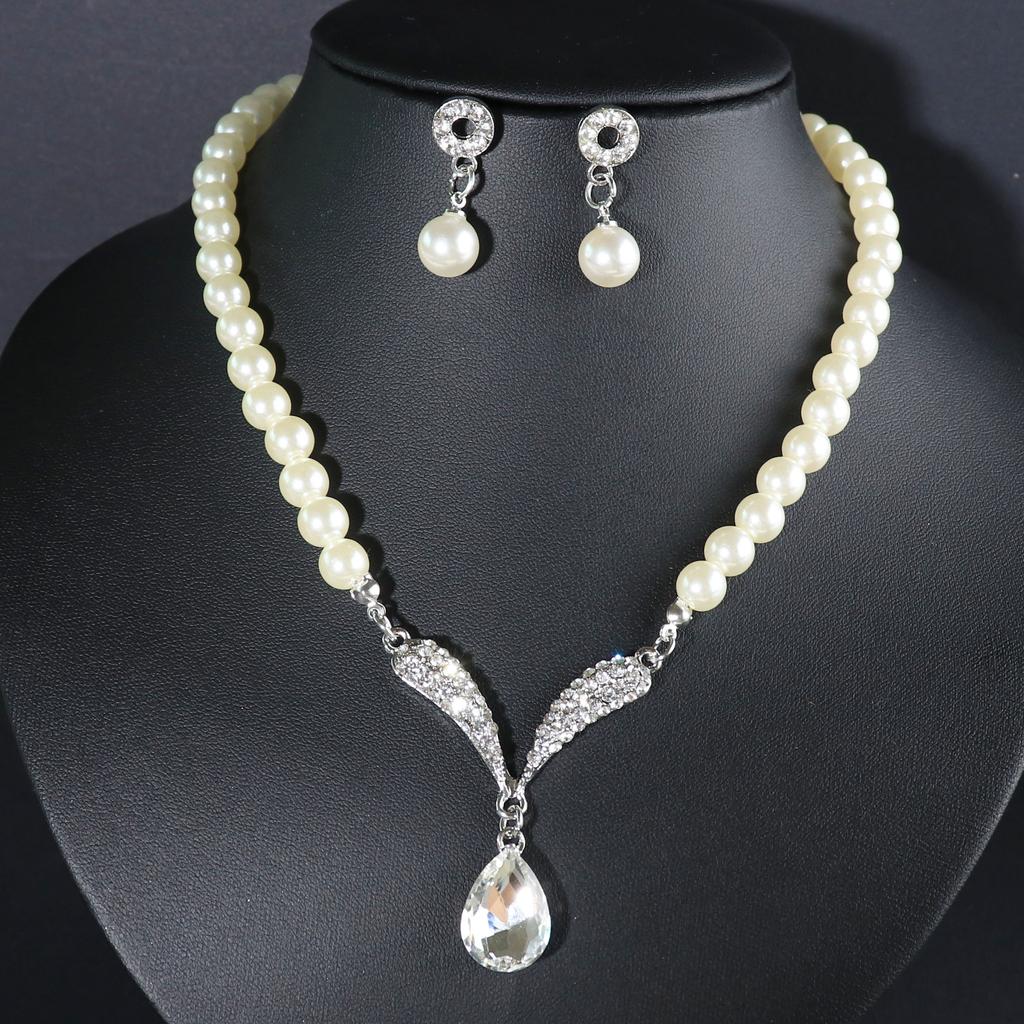 Schmuckset Perlenohrringe Brautaccessoires Strass Halskette Mode Breites 2-teiliges Set Legierung