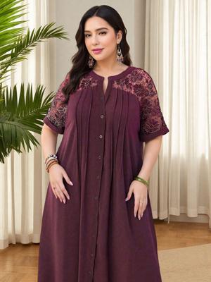 Plus Size Embroidered Floral Ethnic Dress with Lace Patchwork and Short Sleeves
