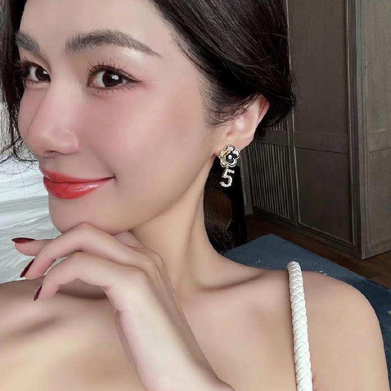 Fashion Rhinestone Number 5 Pendant Camellia Earrings For Women Girls Jewelry Accessories